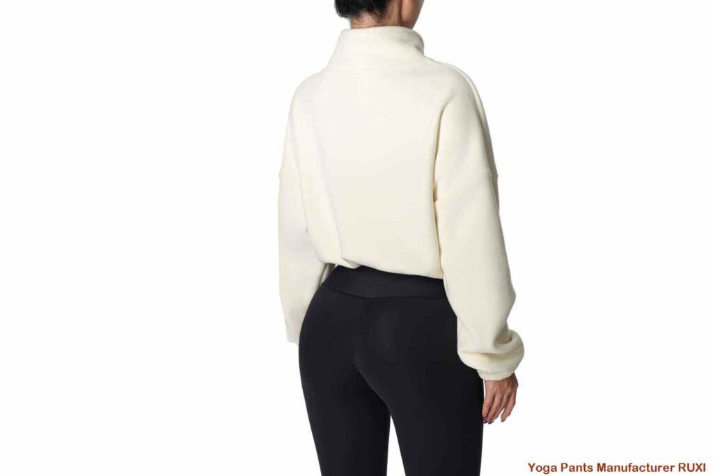 အဖြူရောင် ယောဂ leggings