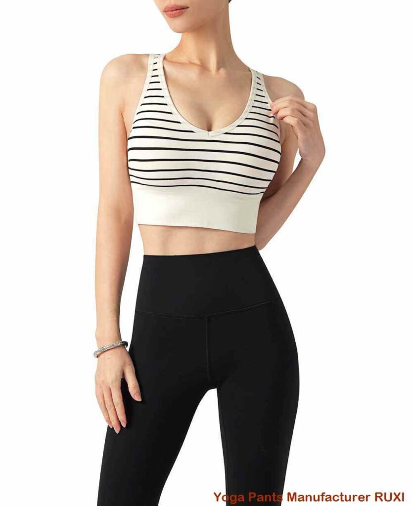 အပြာရောင် ယောဂဘောင်းဘီ