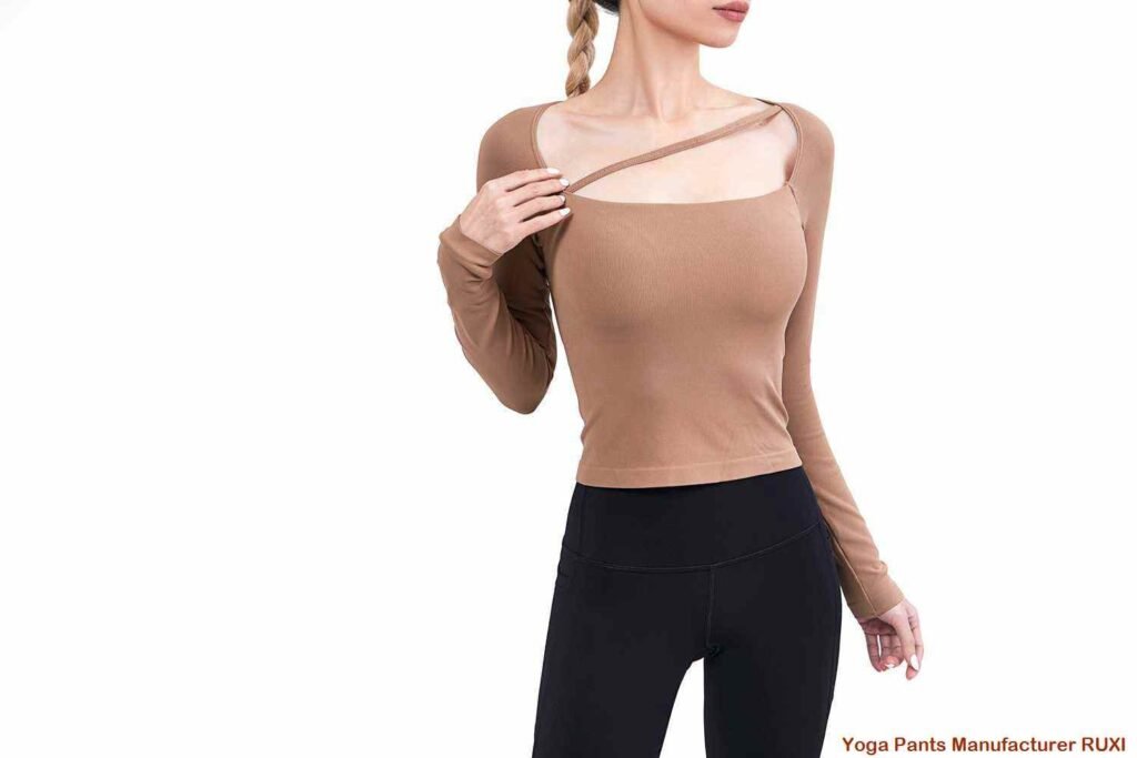 54l အားကစားအင်္ကျီ