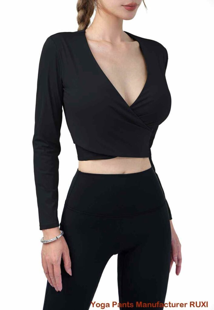 အဖြူရောင် ယောဂအစုံ