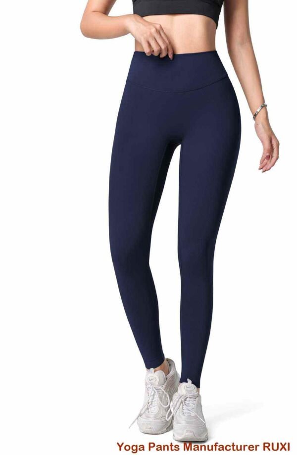 flare အောက်ခြေ leggings