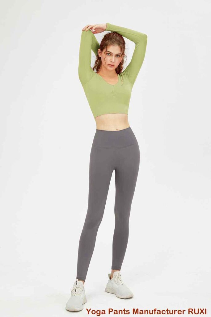 အပြေးအင်္ကျီပေါ်