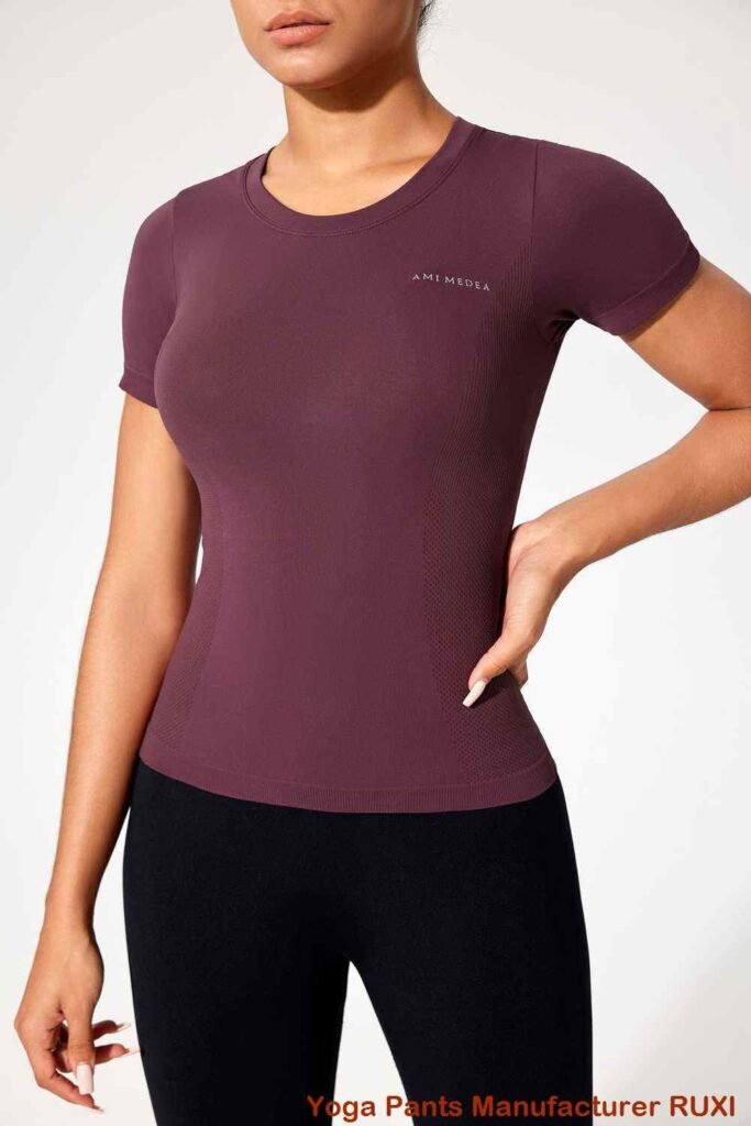 sexy ယောဂဘောင်းဘီတို